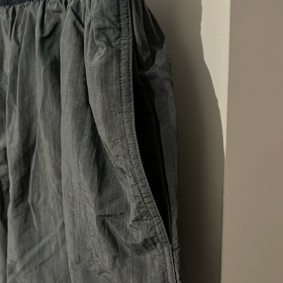 Speedo gray/navy blue swim trunks Size XL - Picture 3 of 5